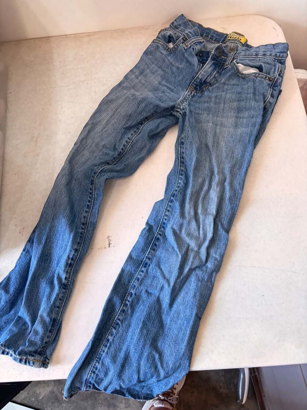 Old Navy Boys 8 Slim Boot-Cut Medium Wash Denim Jeans